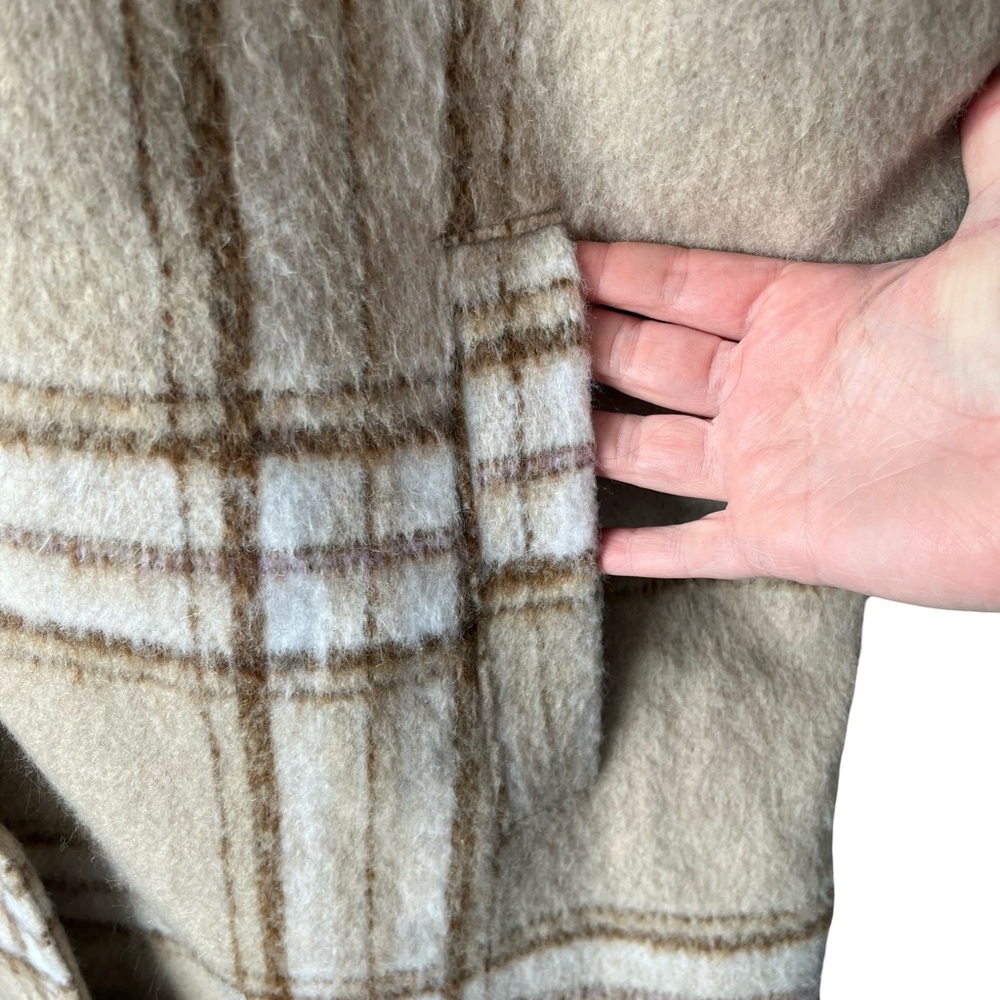 Old Navy Long Peacoat Neutral Tan Cream Plaid Poetcore Womens Plus Size 4X - Picture 4 of 9